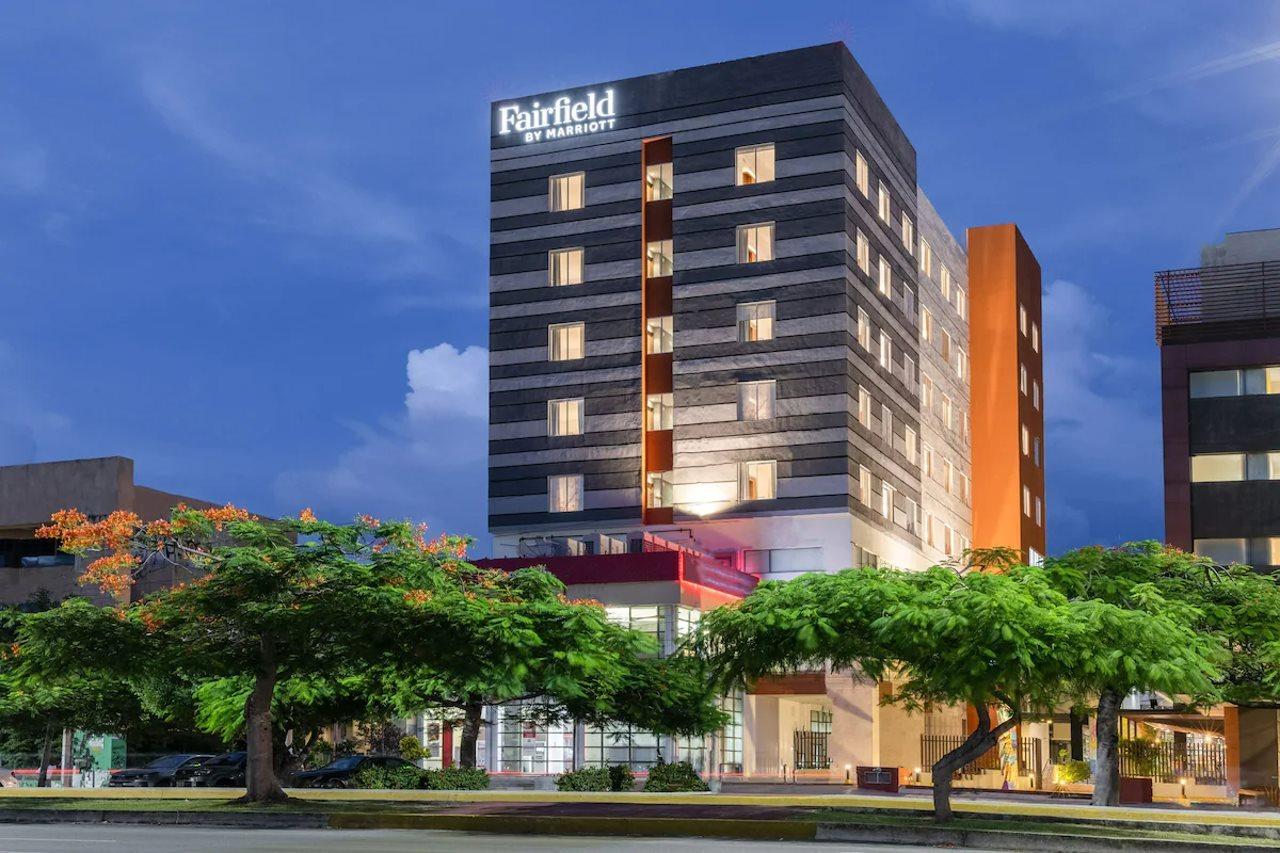Fairfield By Marriott Inn And Suites Cancun Downtown Экстерьер фото